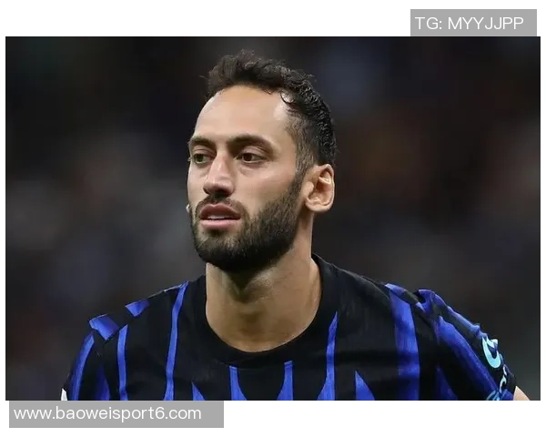 加拉塔萨雷内部人士澄清未与恰尔汗奥卢接触的消息