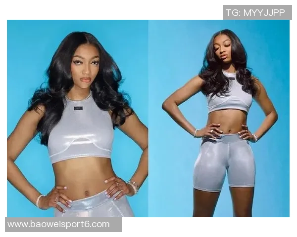 安吉尔里斯分享多伦多48小时美照展现青春活力与时尚魅力